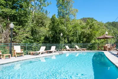 outdoor pool at old creek lodge