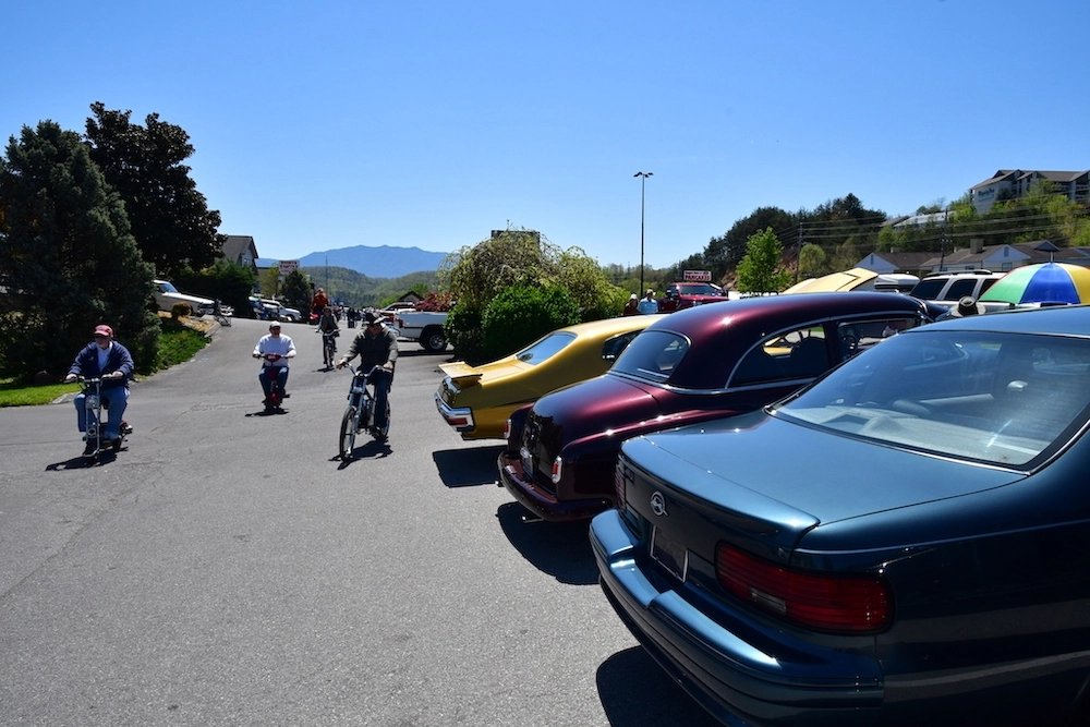 pigeon forge rod run