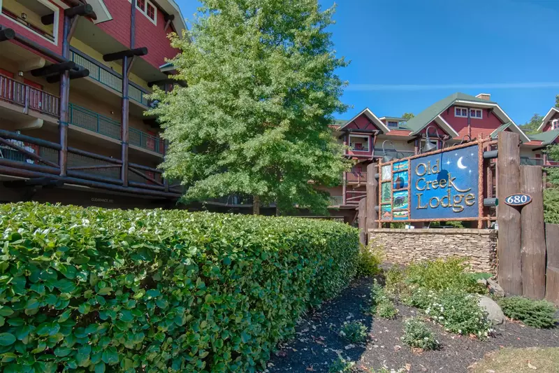 front exterior sign of old creek lodge